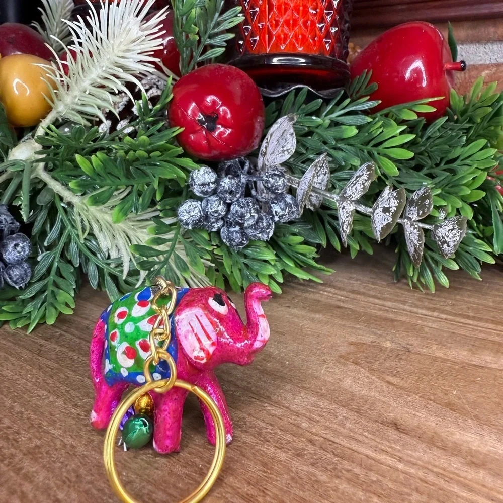 Vintage India Handcrafted Wooden Artisan Colorful Elephant Keychain - Picture 5 of 11